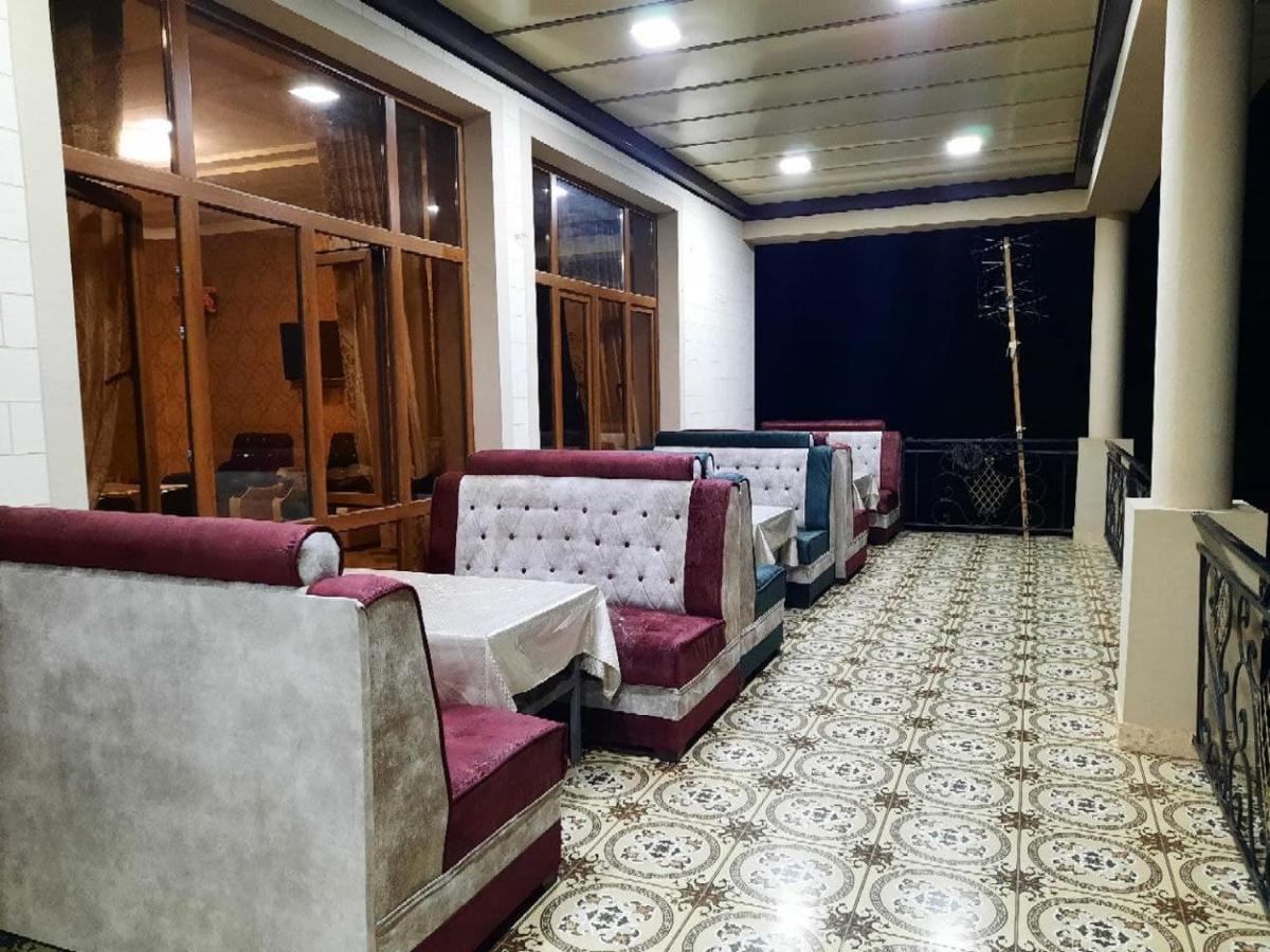 Hotel Зона Отдых Apachi В Горах Чимган Esterno foto