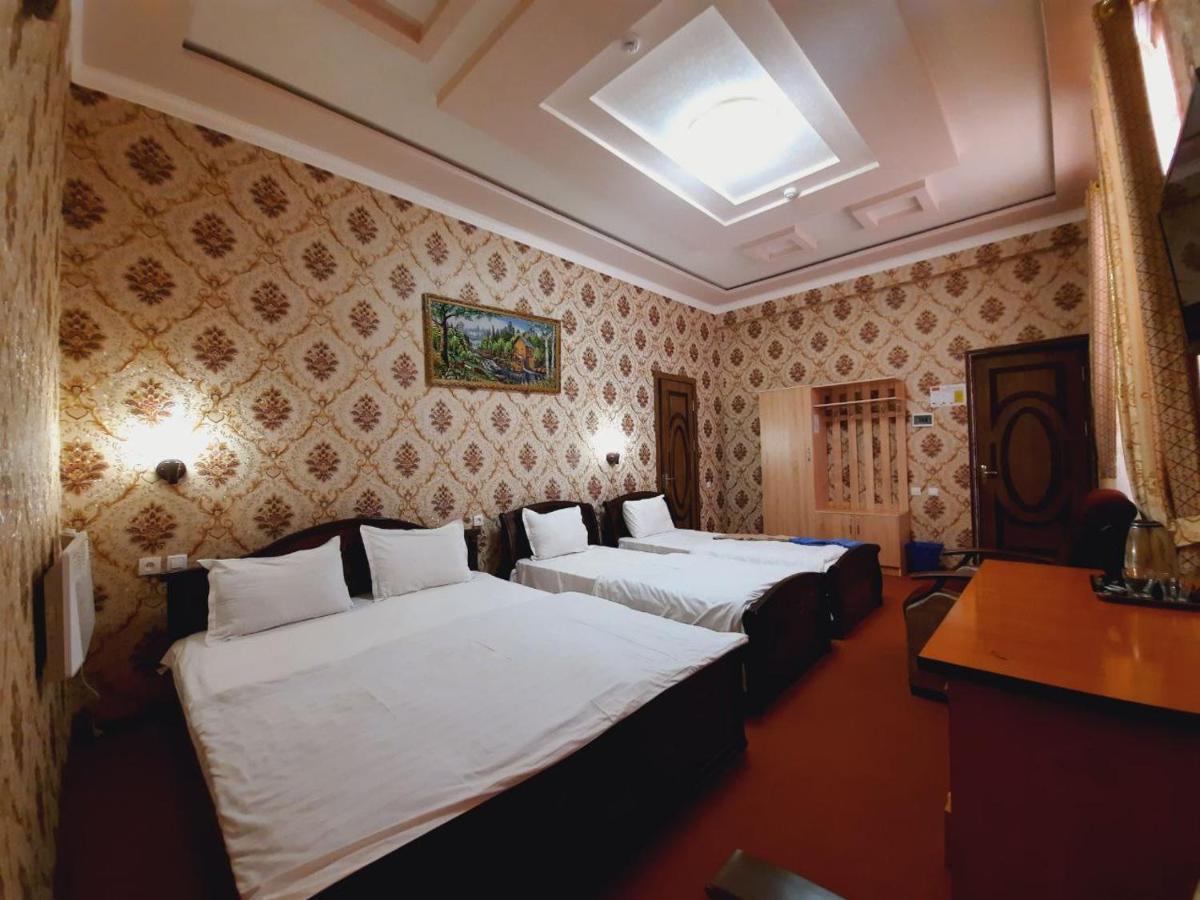 Hotel Зона Отдых Apachi В Горах Чимган Esterno foto