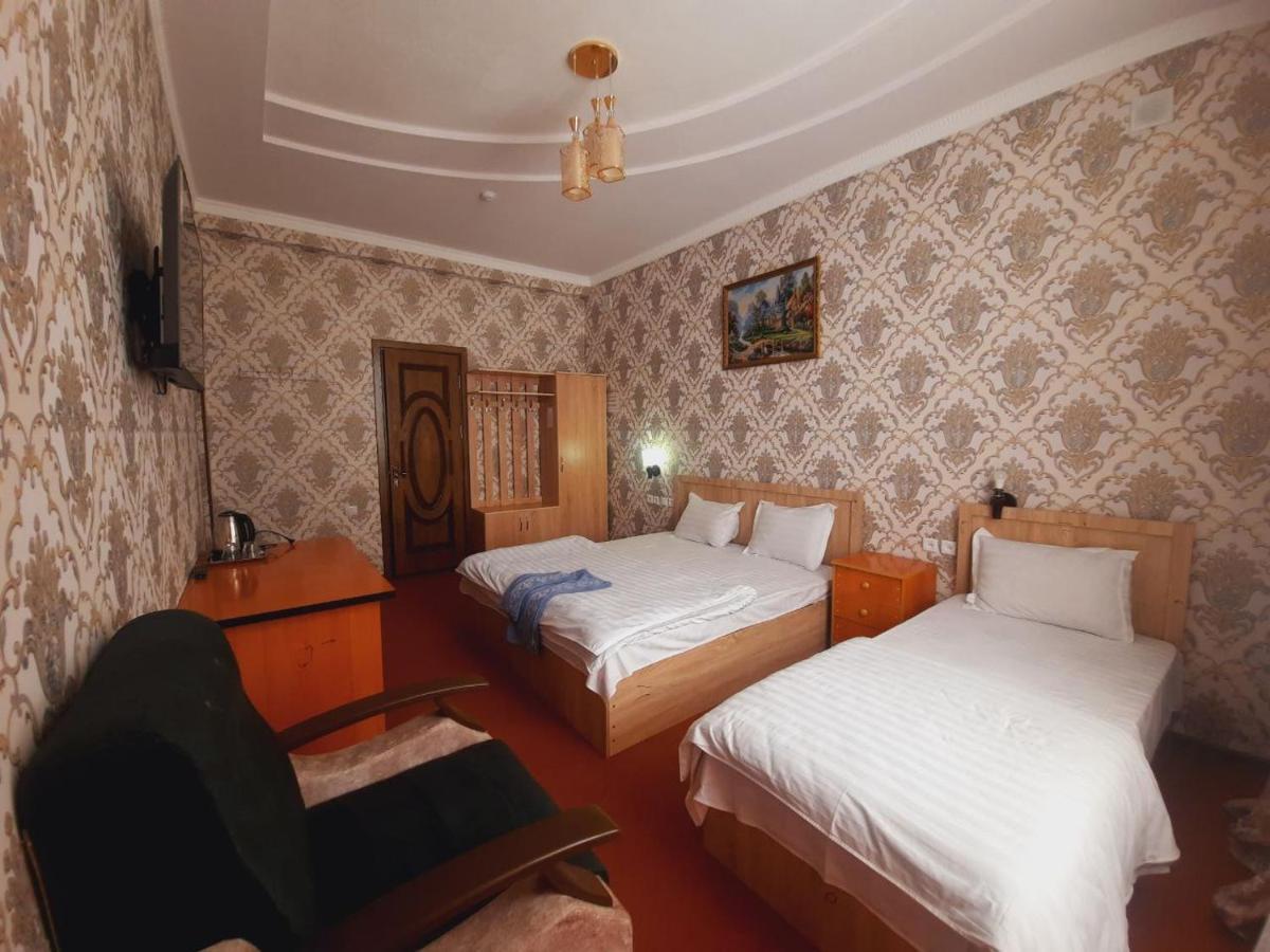Hotel Зона Отдых Apachi В Горах Чимган Esterno foto