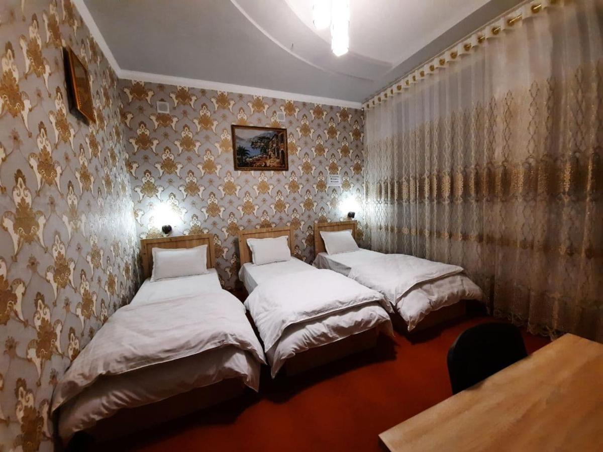 Hotel Зона Отдых Apachi В Горах Чимган Esterno foto