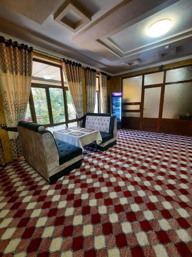 Hotel Зона Отдых Apachi В Горах Чимган Esterno foto