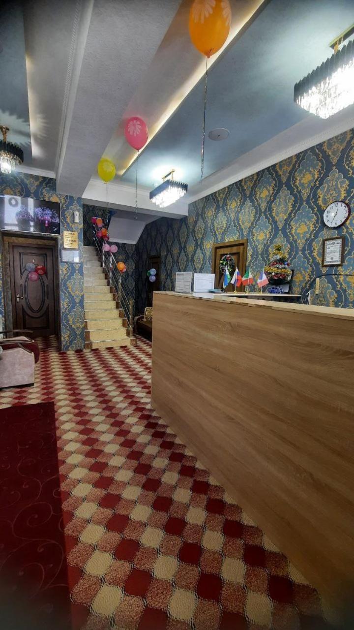 Hotel Зона Отдых Apachi В Горах Чимган Esterno foto