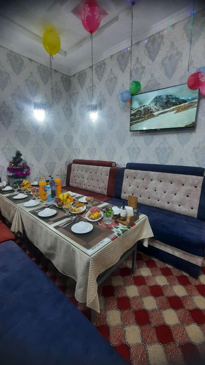 Hotel Зона Отдых Apachi В Горах Чимган Esterno foto